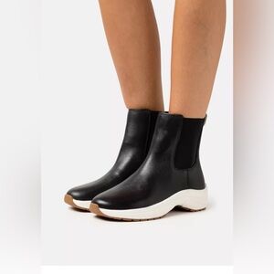 Lauren Ralph Lauren Rylee Burnished Leather Slip On Sneakers sz 9